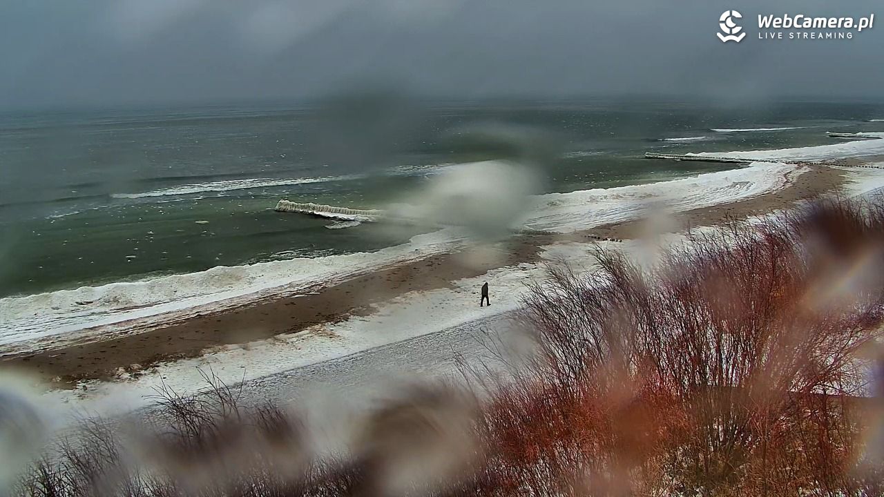 DZIWNÓW  - widok na plażę - 05 luty 2026, 15:46