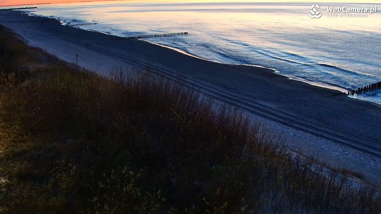 DZIWNÓW  - widok na plażę - 29 kwiecień 2026, 21:16