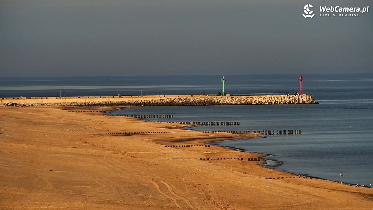 DZIWNÓW  - widok na plażę - 18 kwiecień 2026, 08:02