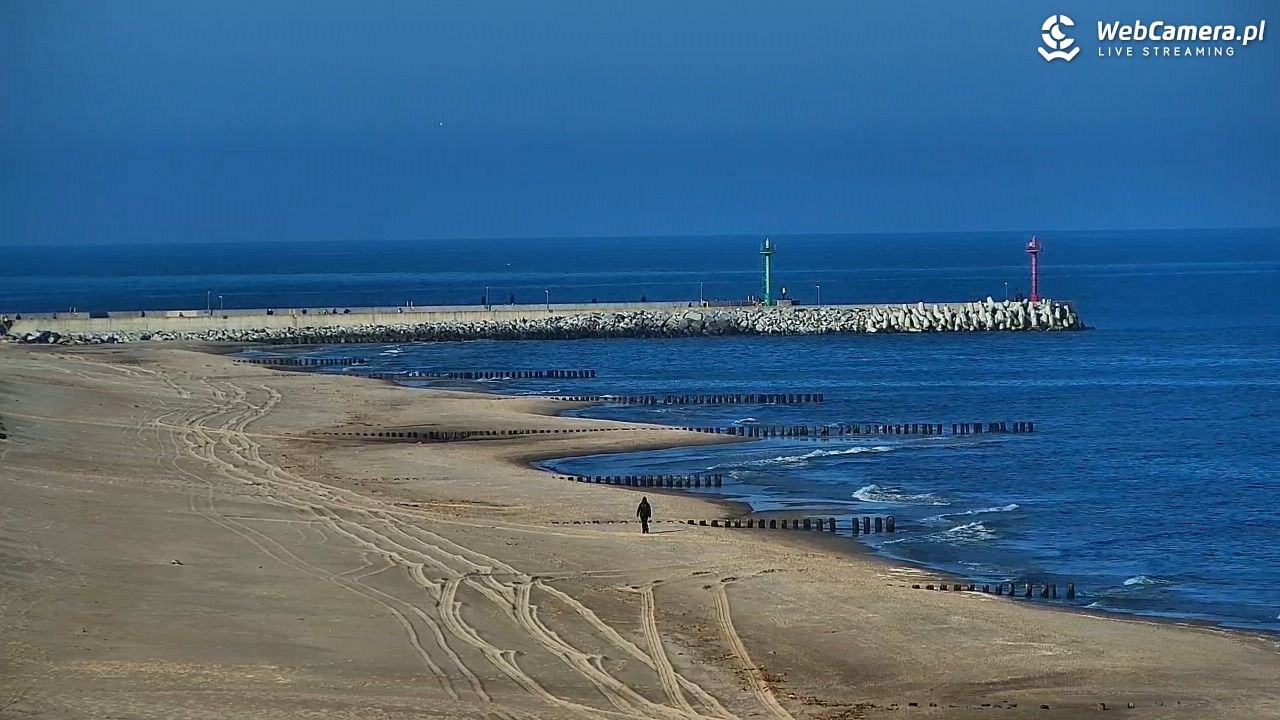 DZIWNÓW  - widok na plażę - 11 kwiecień 2026, 09:04