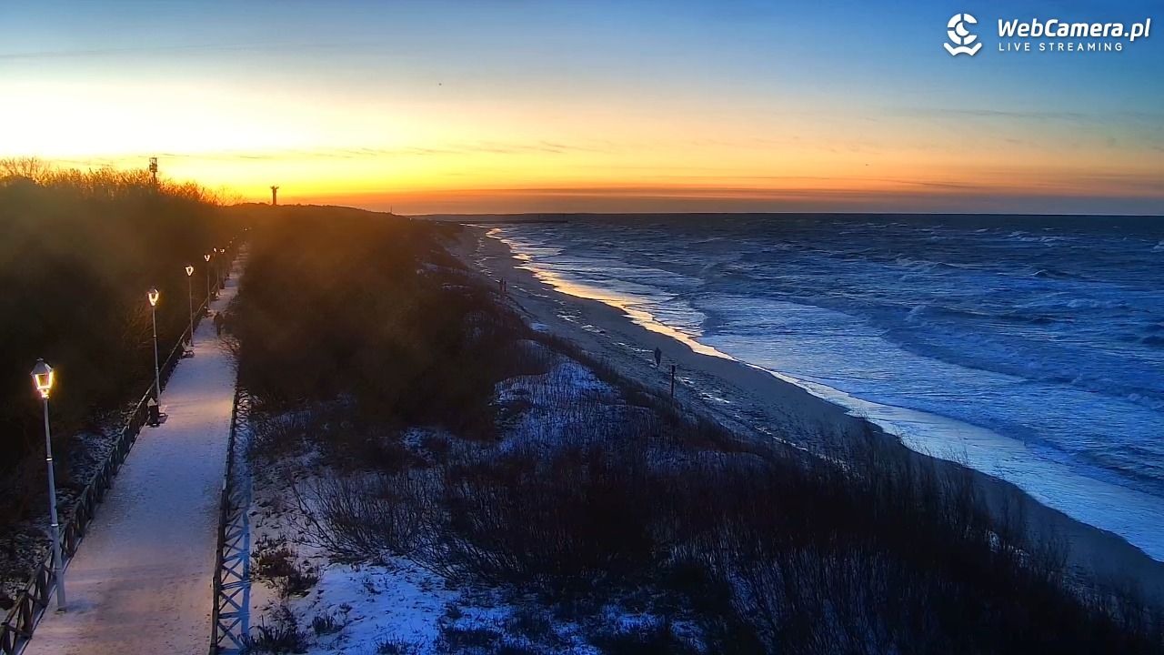 DZIWNÓW  - widok na plażę - 11 styczeń 2026, 16:29