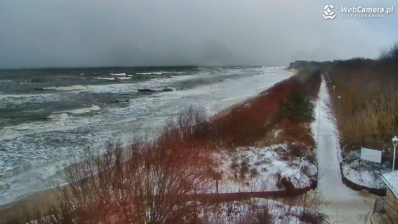 DZIWNÓW  - widok na plażę - 10 styczeń 2026, 13:51
