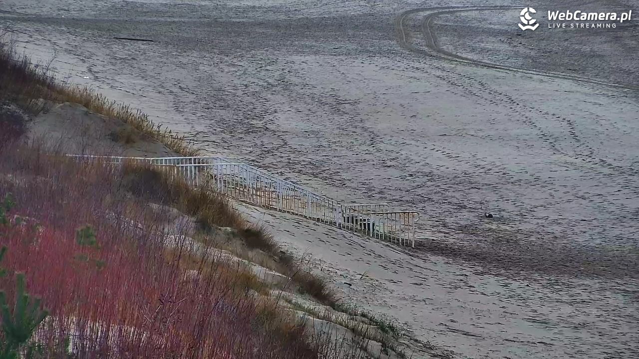 DZIWNÓW  - widok na plażę - 15 grudzień 2025, 15:43