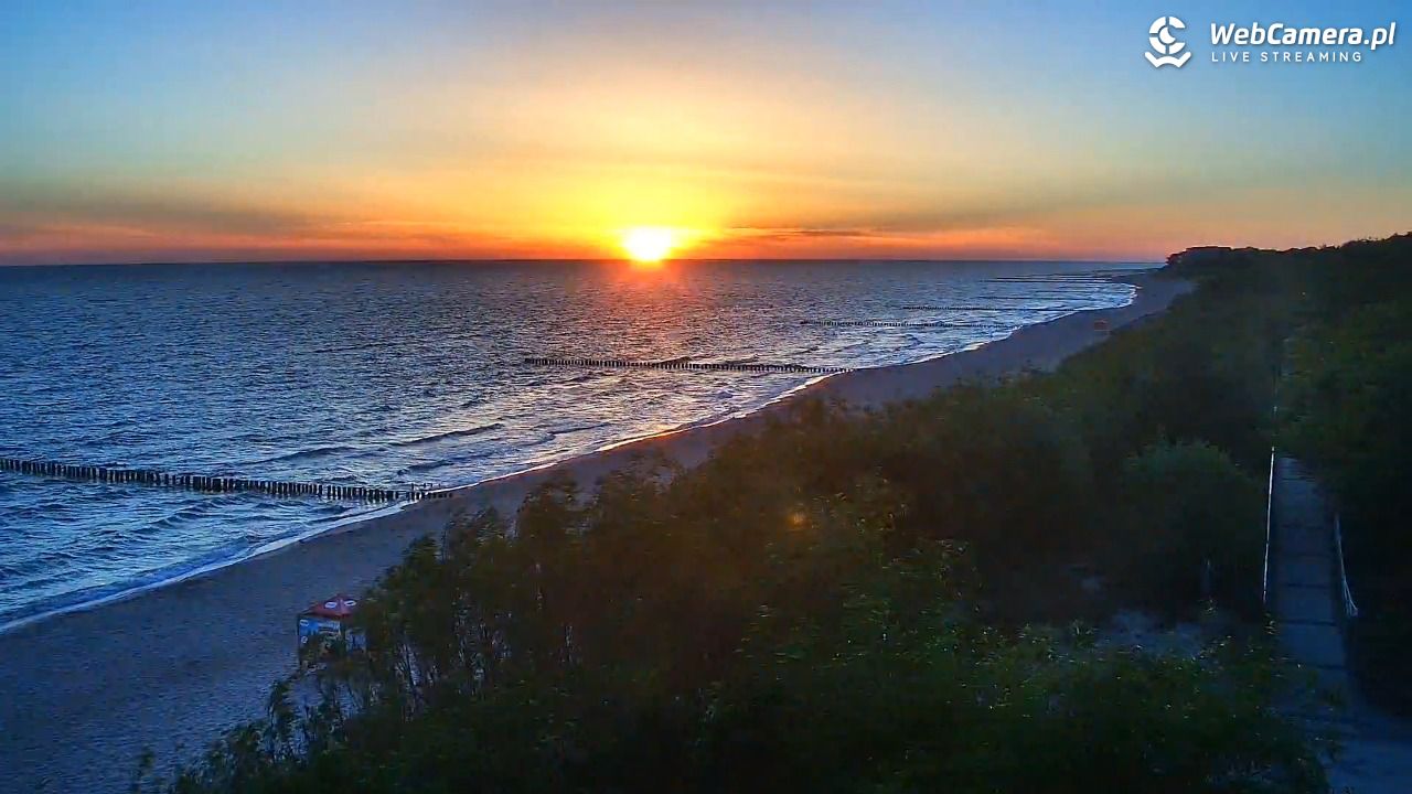 DZIWNÓW  - widok na plażę - 26 czerwiec 2026, 04:35