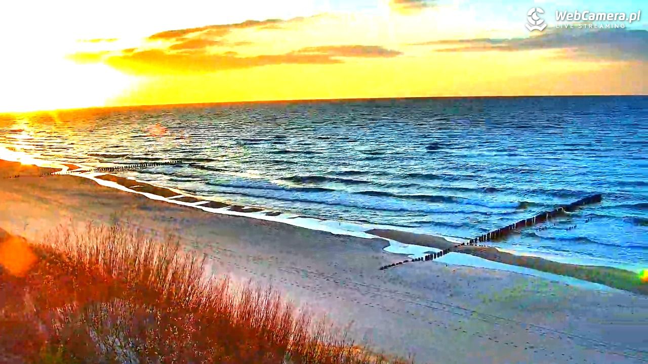 DZIWNÓW  - widok na plażę - 26 marzec 2026, 18:06