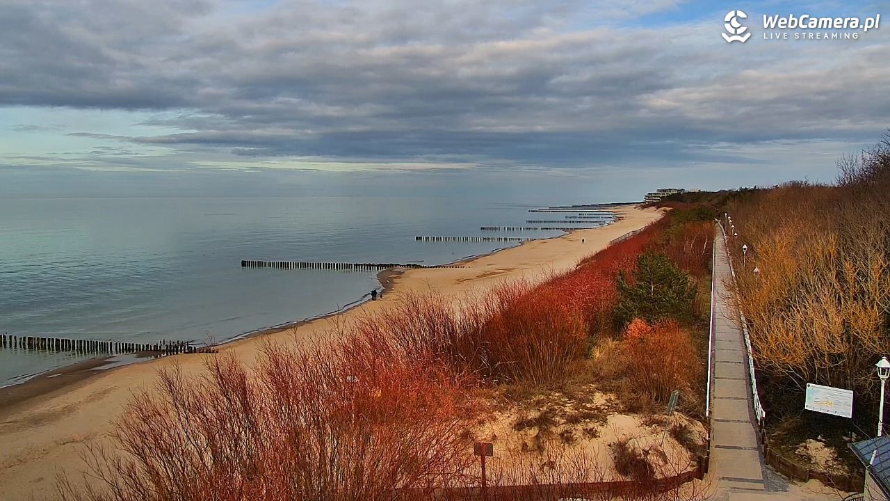 DZIWNÓW  - widok na plażę - 02 marzec 2026, 15:38