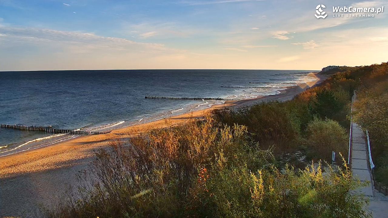 DZIWNÓW  - widok na plażę - 05 październik 2026, 06:31