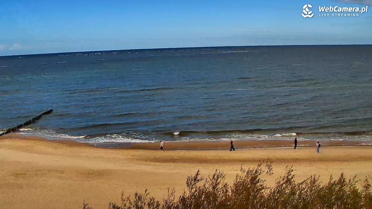 DZIWNÓW  - widok na plażę - 18 wresień 2026, 12:27