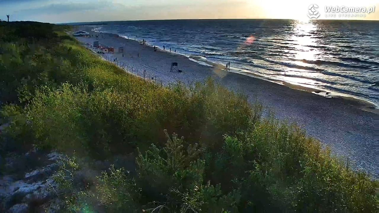 DZIWNÓW  - widok na plażę - 06 sierpień 2026, 20:04