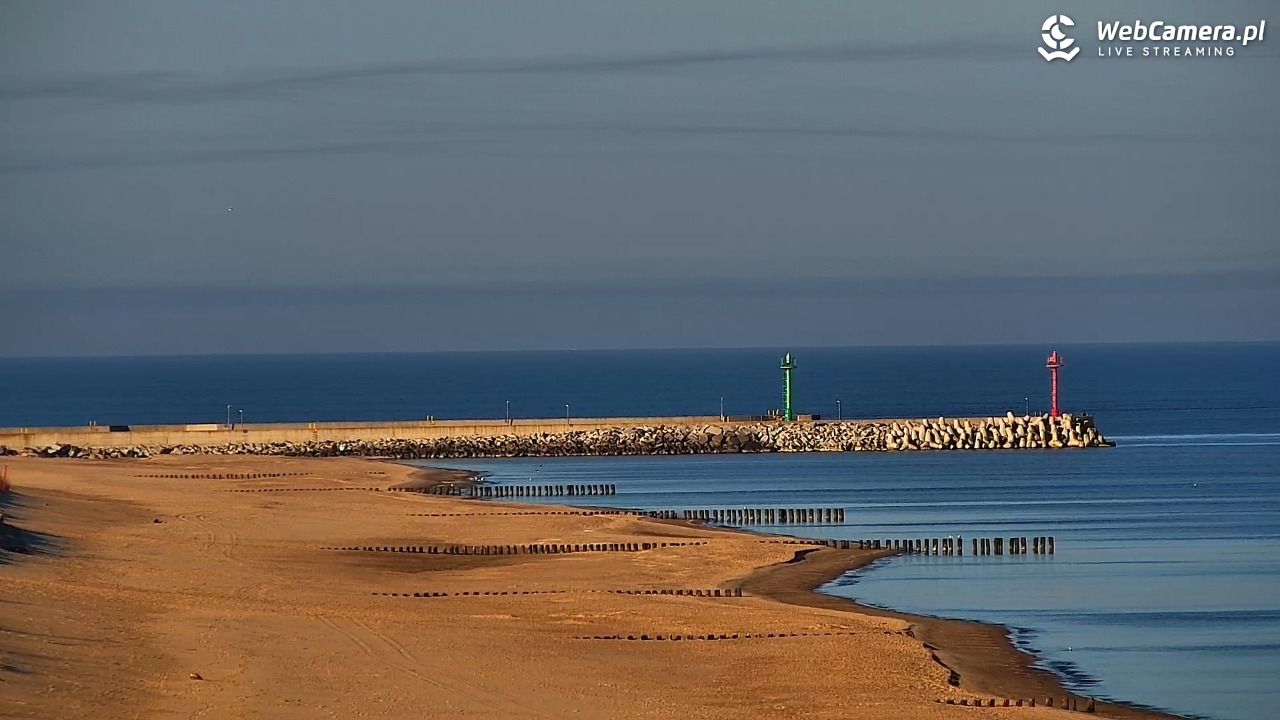 DZIWNÓW  - widok na plażę - 18 marzec 2026, 08:19