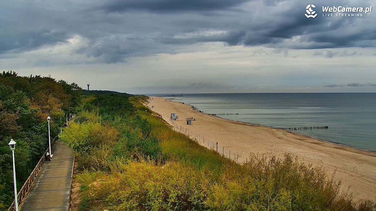 DZIWNÓW  - widok na plażę - 14 wresień 2025, 11:13