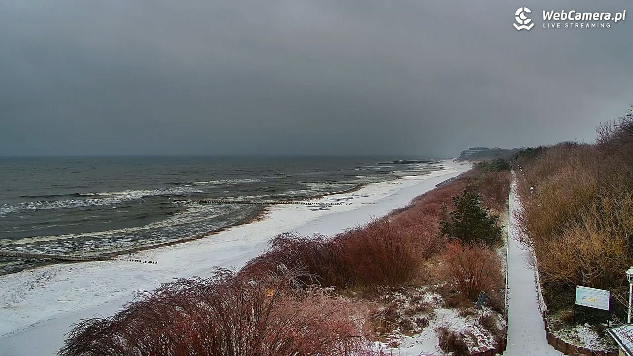 DZIWNÓW  - widok na plażę - 26 styczeń 2026, 12:28