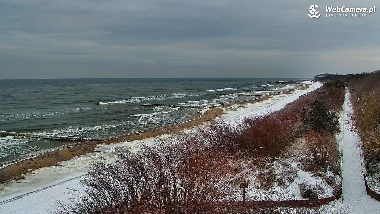 DZIWNÓW  - widok na plażę - 30 styczeń 2026, 09:47