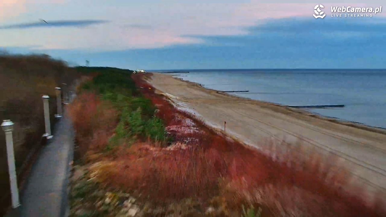 DZIWNÓW  - widok na plażę - 19 grudzień 2025, 08:02