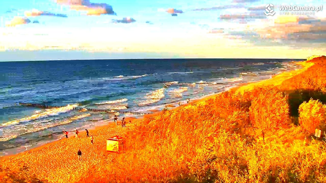 DZIWNÓW  - widok na plażę - 07 sierpień 2026, 20:09