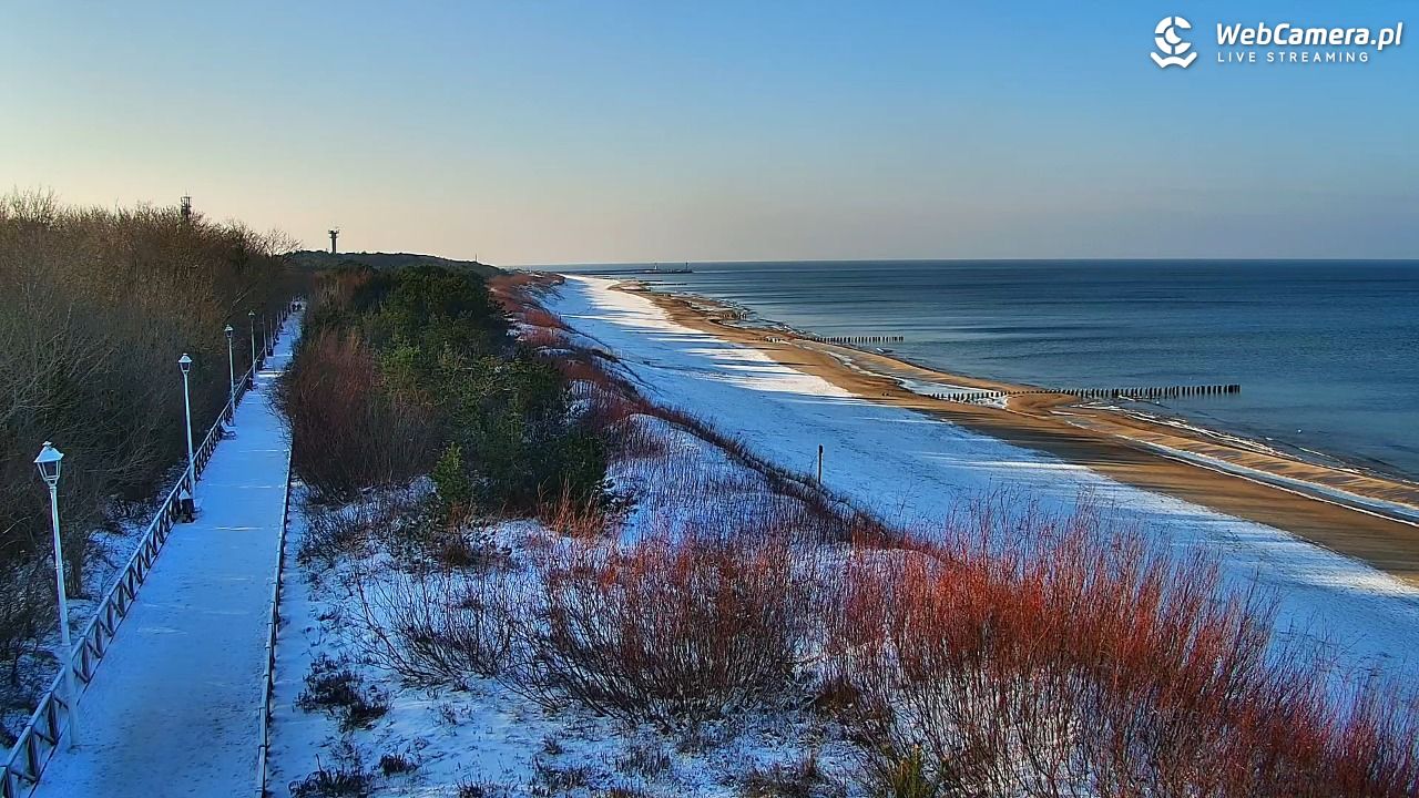 DZIWNÓW  - widok na plażę - 08 styczeń 2026, 12:32