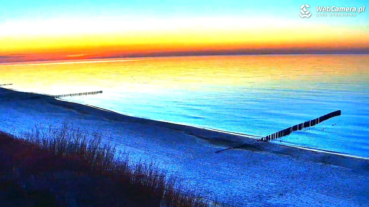 DZIWNÓW  - widok na plażę - 01 kwiecień 2026, 19:44