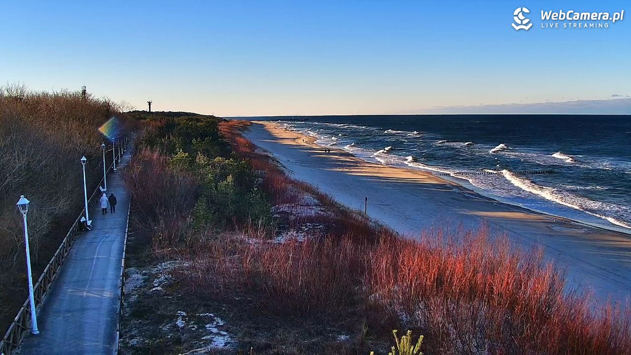 DZIWNÓW  - widok na plażę - 24 grudzień 2025, 12:55