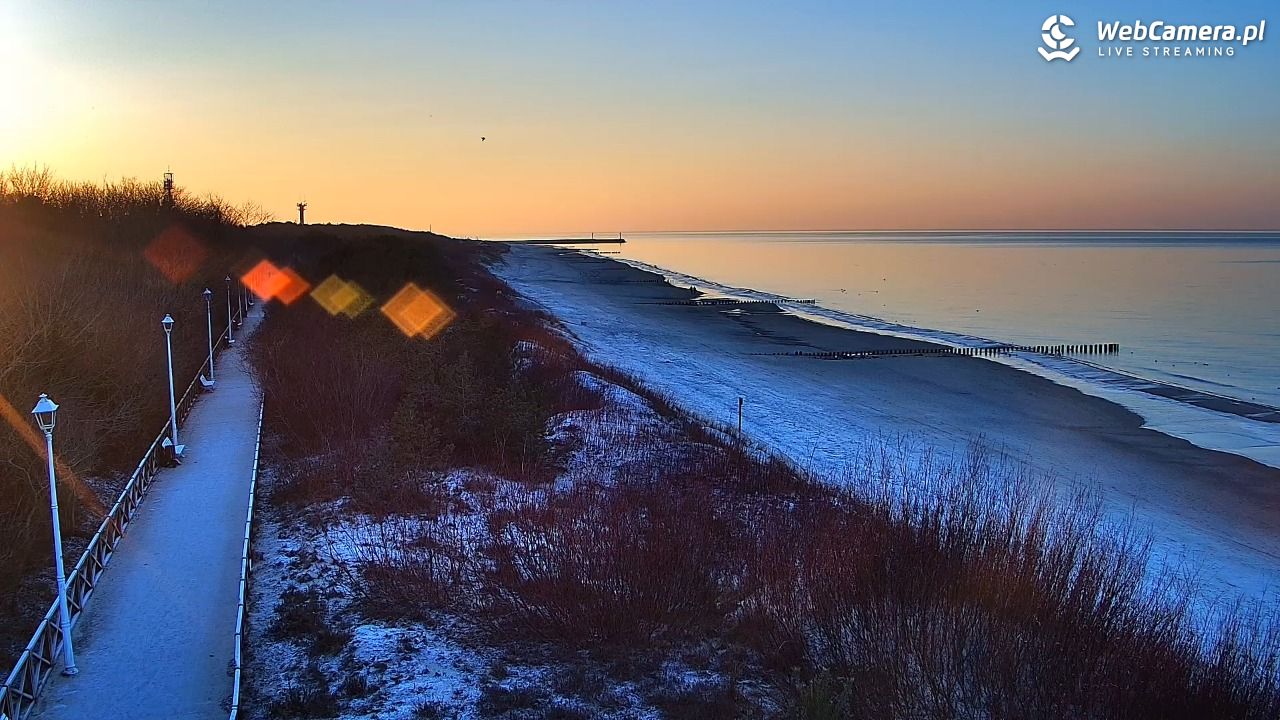 DZIWNÓW  - widok na plażę - 20 styczeń 2026, 15:47