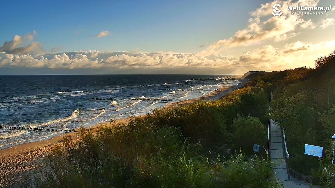 DZIWNÓW  - widok na plażę - 17 wresień 2026, 07:47