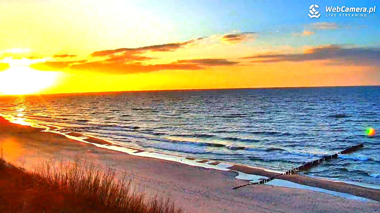 DZIWNÓW  - widok na plażę - 26 marzec 2026, 18:04