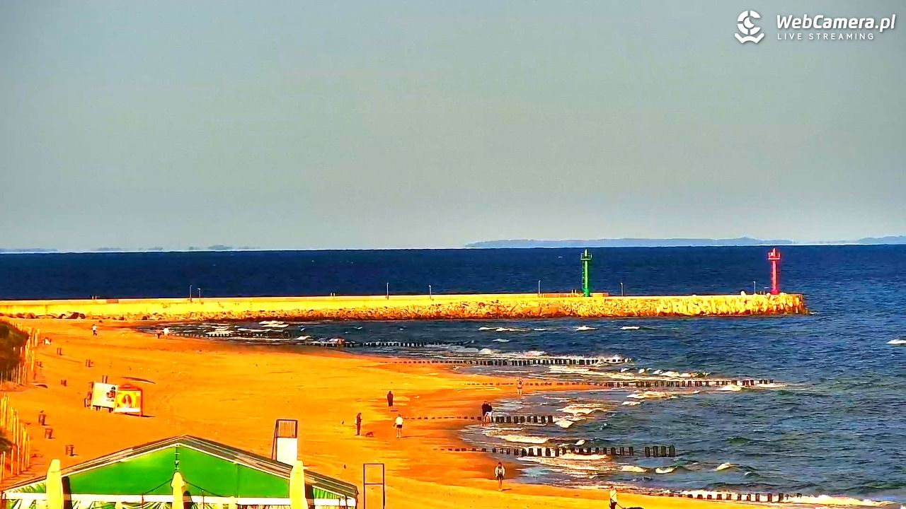 DZIWNÓW  - widok na plażę - 08 sierpień 2026, 07:46