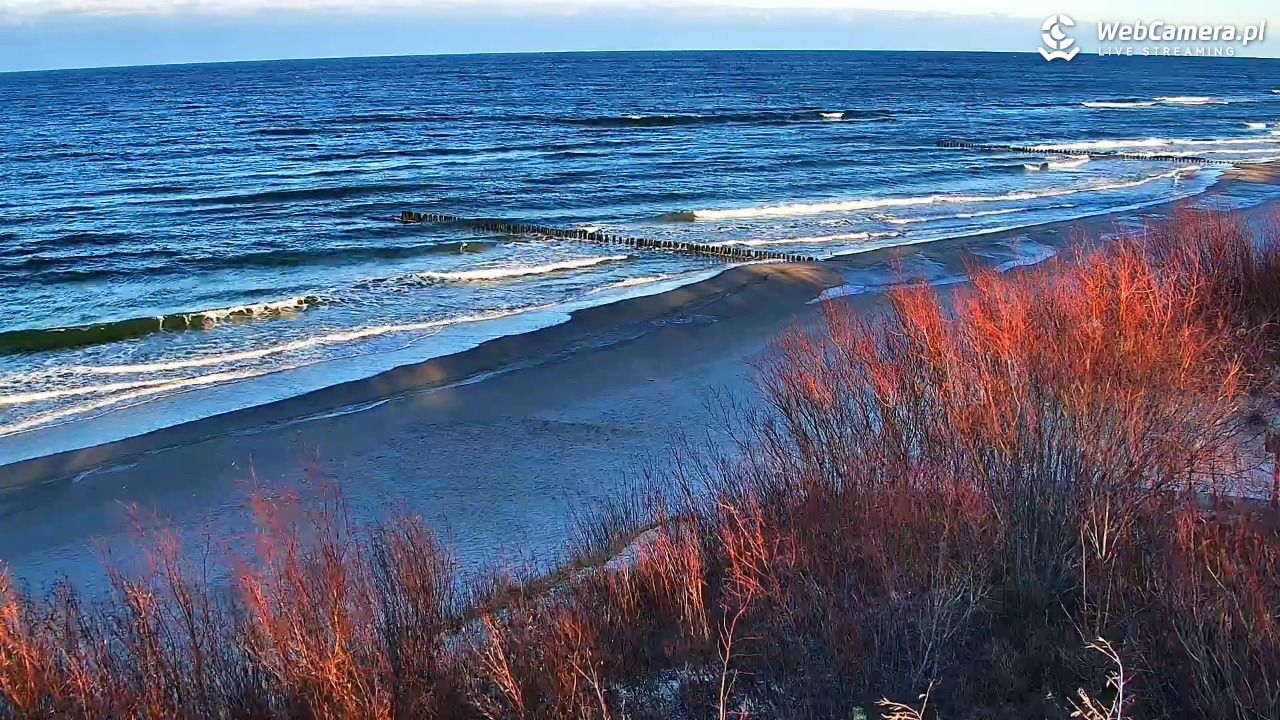DZIWNÓW  - widok na plażę - 24 grudzień 2025, 13:10