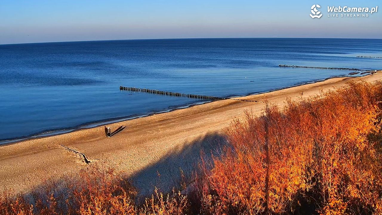 DZIWNÓW  - widok na plażę - 07 listopad 2025, 14:26