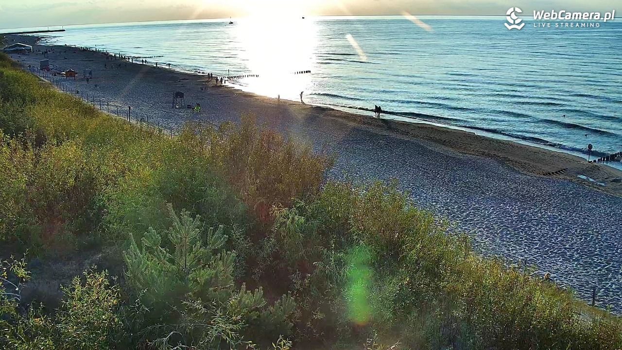 DZIWNÓW  - widok na plażę - 20 sierpień 2026, 19:23