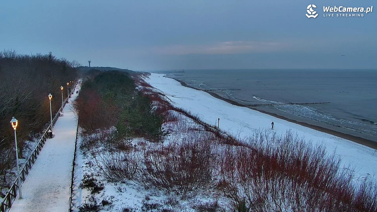 DZIWNÓW  - widok na plażę - 05 styczeń 2026, 15:51