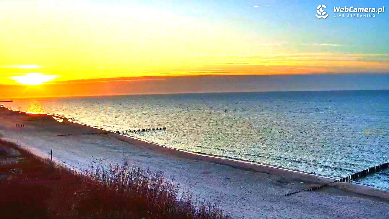 DZIWNÓW  - widok na plażę - 17 marzec 2026, 17:53