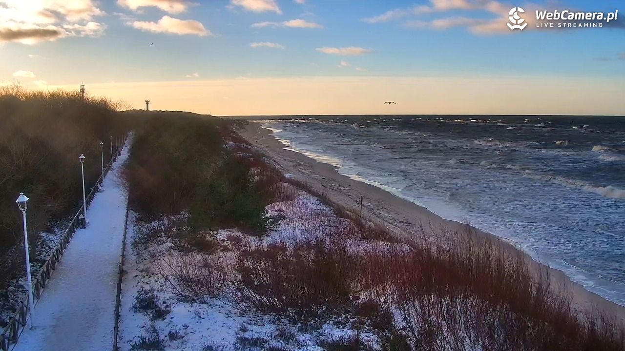 DZIWNÓW  - widok na plażę - 11 styczeń 2026, 14:45