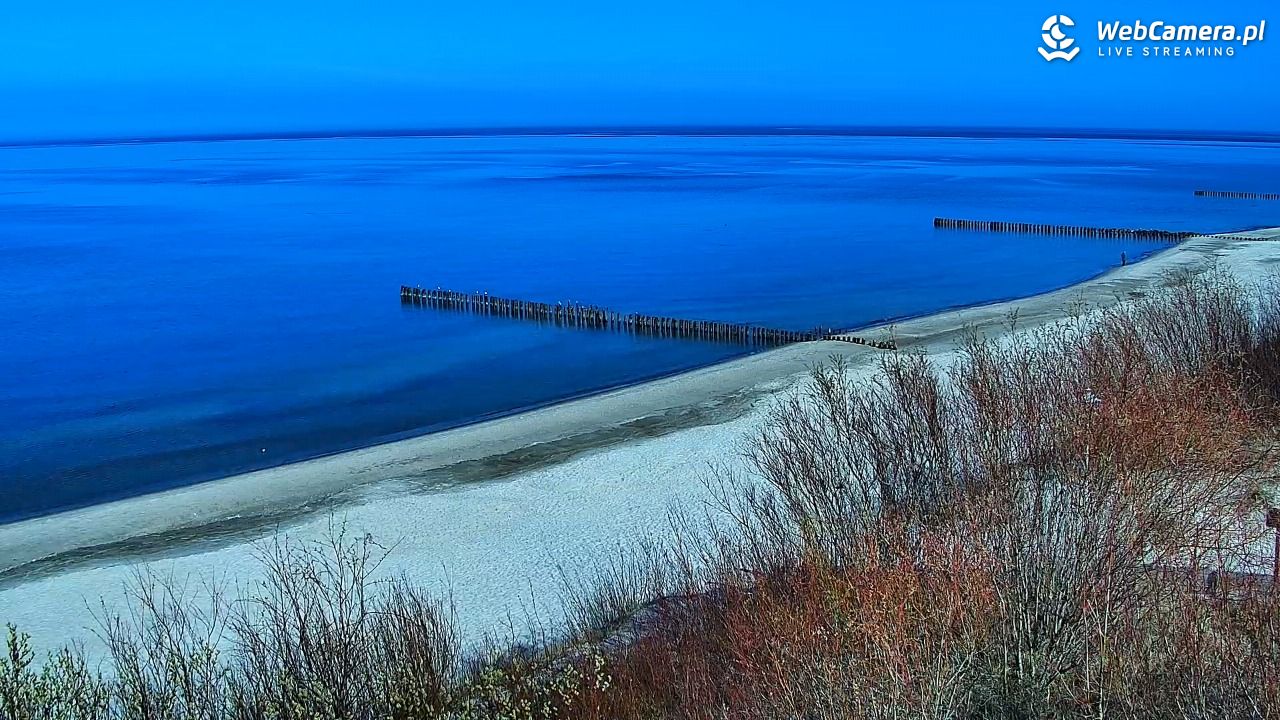 DZIWNÓW  - widok na plażę - 18 marzec 2026, 12:17
