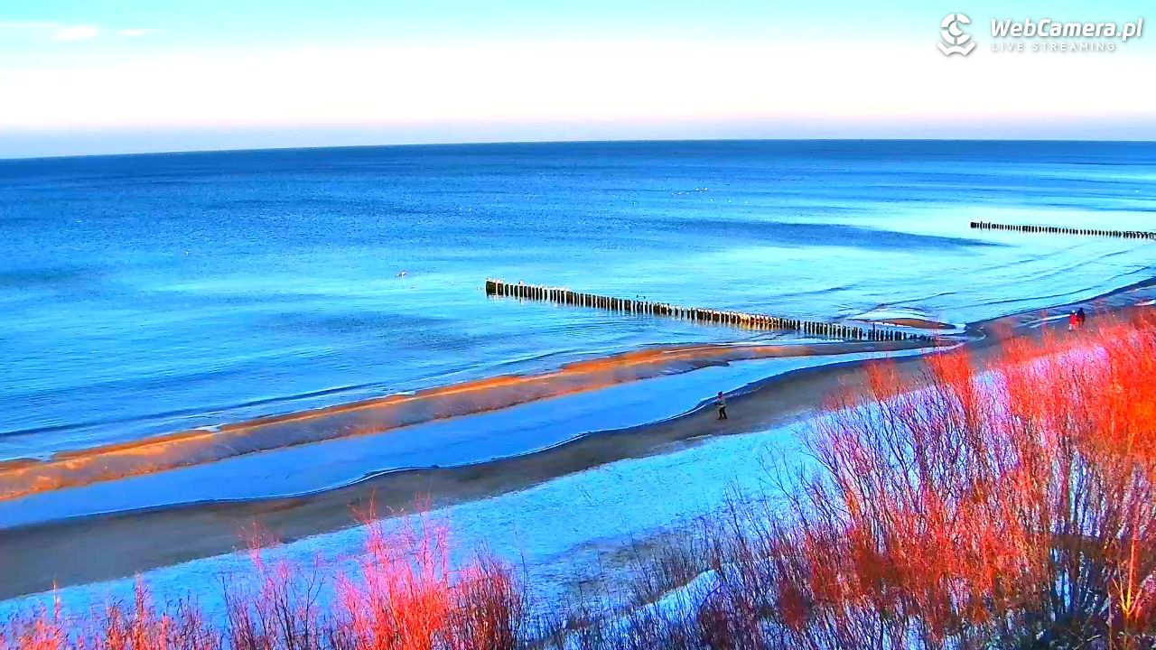 DZIWNÓW  - widok na plażę - 07 styczeń 2026, 13:55