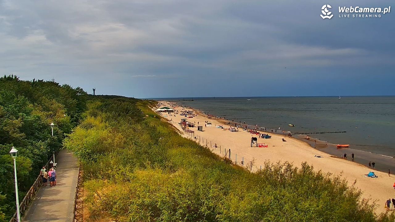DZIWNÓW  - widok na plażę - 05 lipiec 2025, 11:35