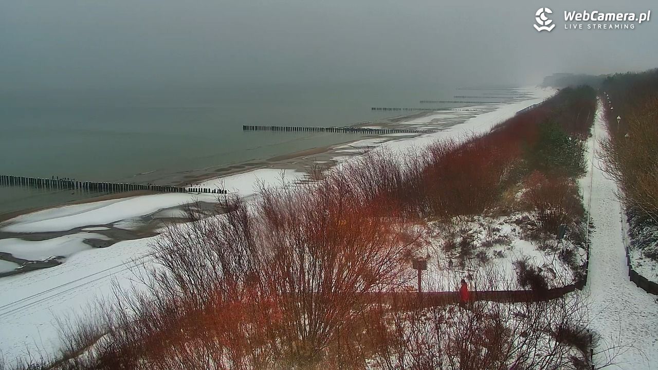 DZIWNÓW  - widok na plażę - 13 styczeń 2026, 14:17
