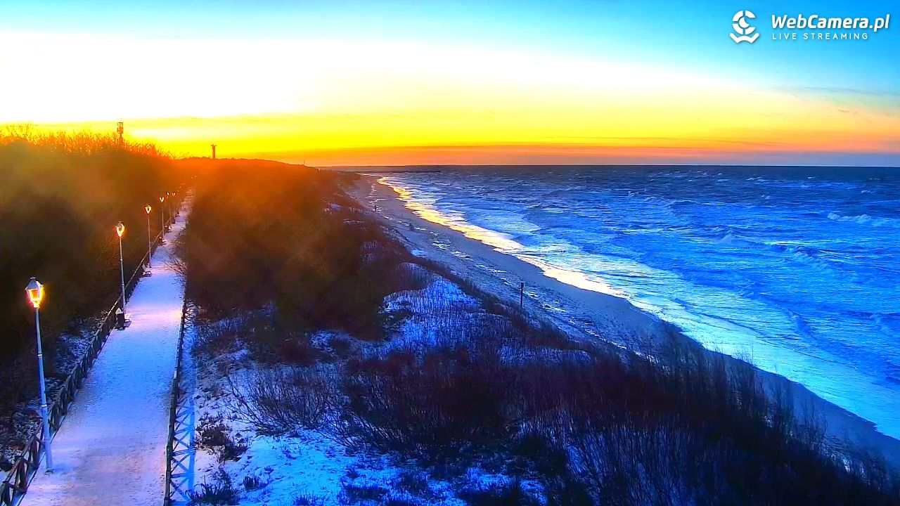 DZIWNÓW  - widok na plażę - 11 styczeń 2026, 16:26