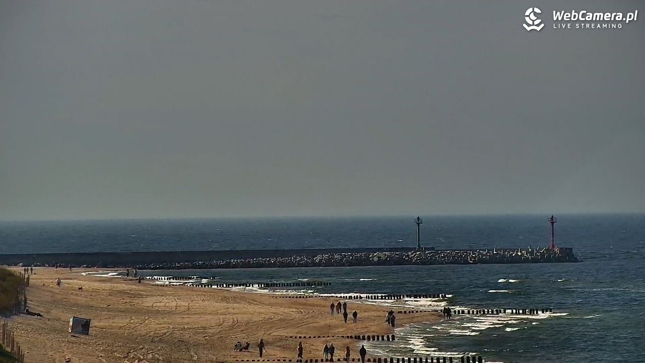 DZIWNÓW  - widok na plażę - 04 październik 2026, 11:45