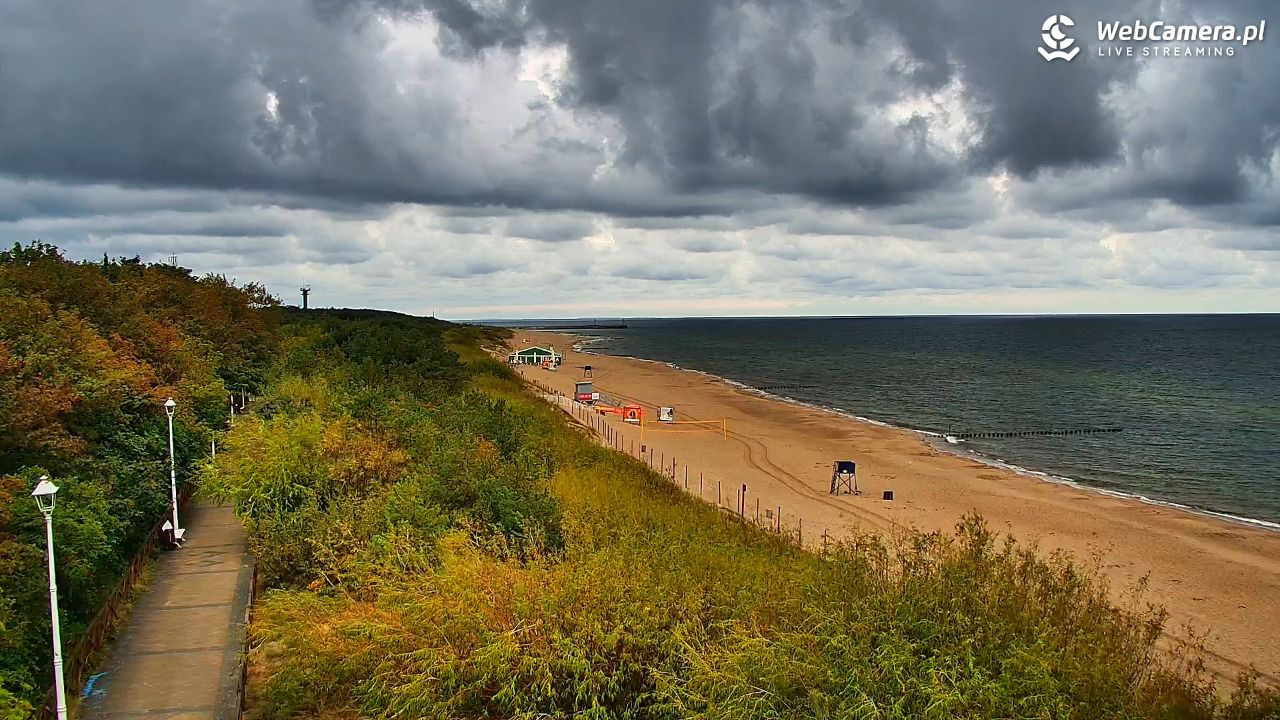 DZIWNÓW  - widok na plażę - 22 sierpień 2026, 06:53