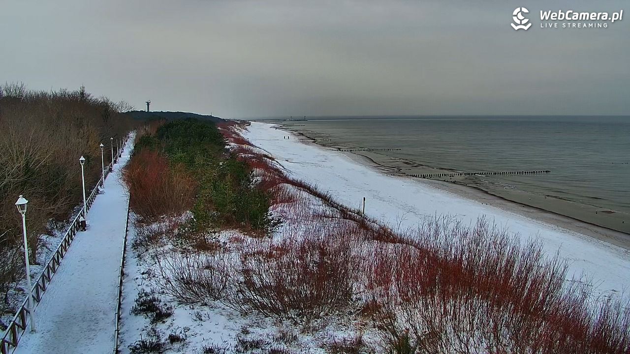 DZIWNÓW  - widok na plażę - 06 styczeń 2026, 09:57