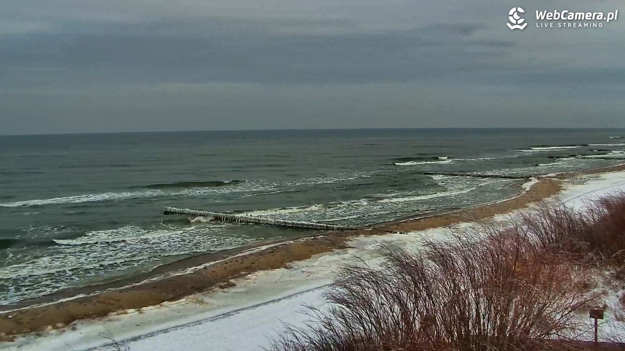 DZIWNÓW  - widok na plażę - 30 styczeń 2026, 10:02
