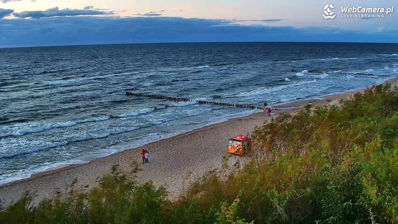 DZIWNÓW  - widok na plażę - 07 sierpień 2026, 21:03