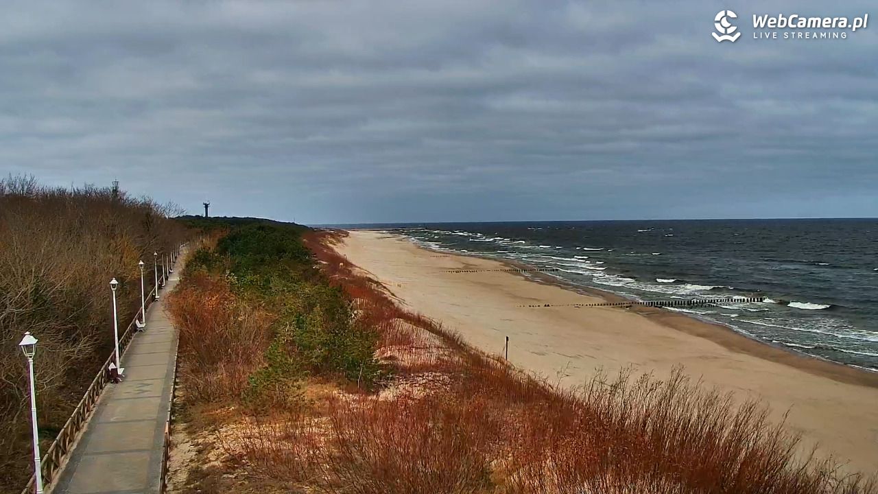 DZIWNÓW  - widok na plażę - 26 marzec 2026, 08:53