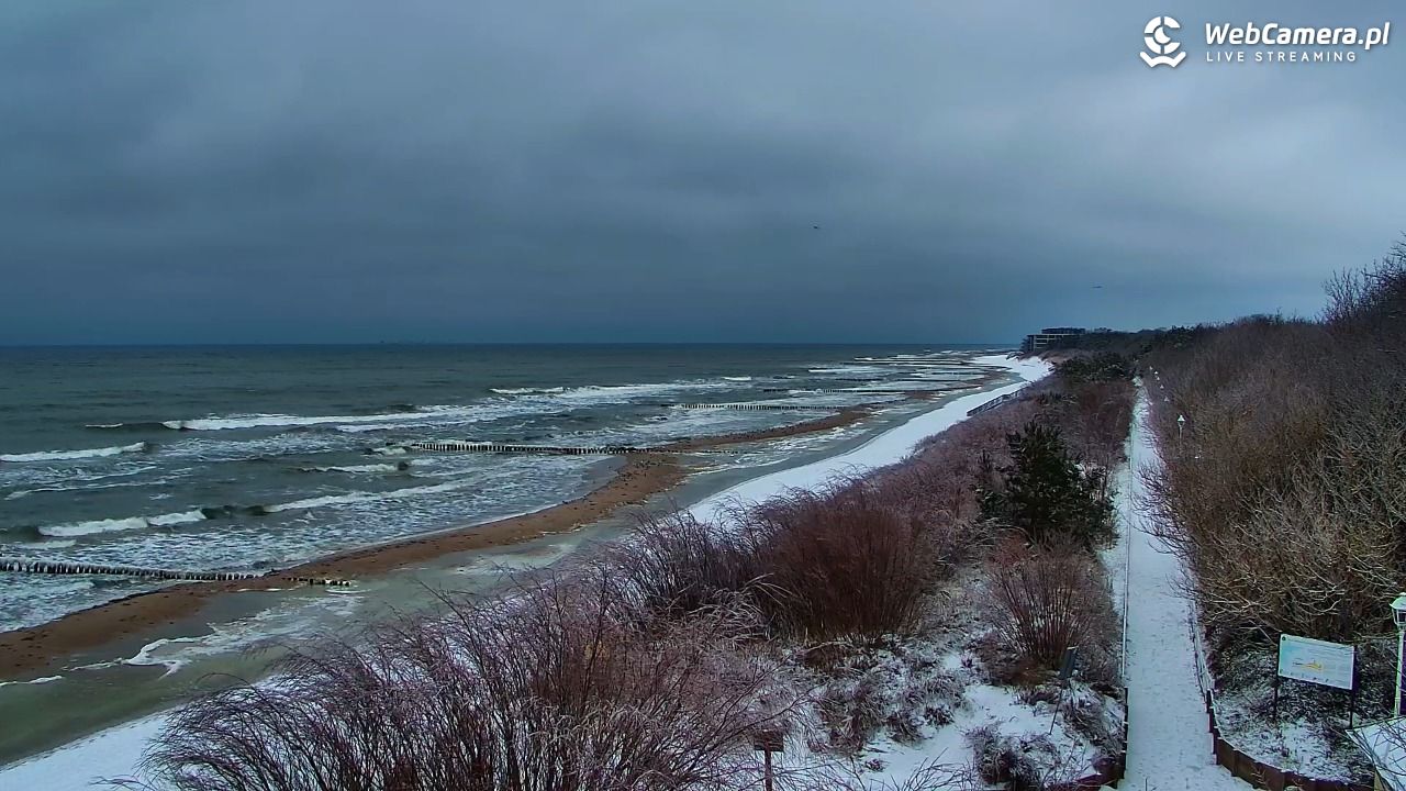 DZIWNÓW  - widok na plażę - 29 styczeń 2026, 07:41