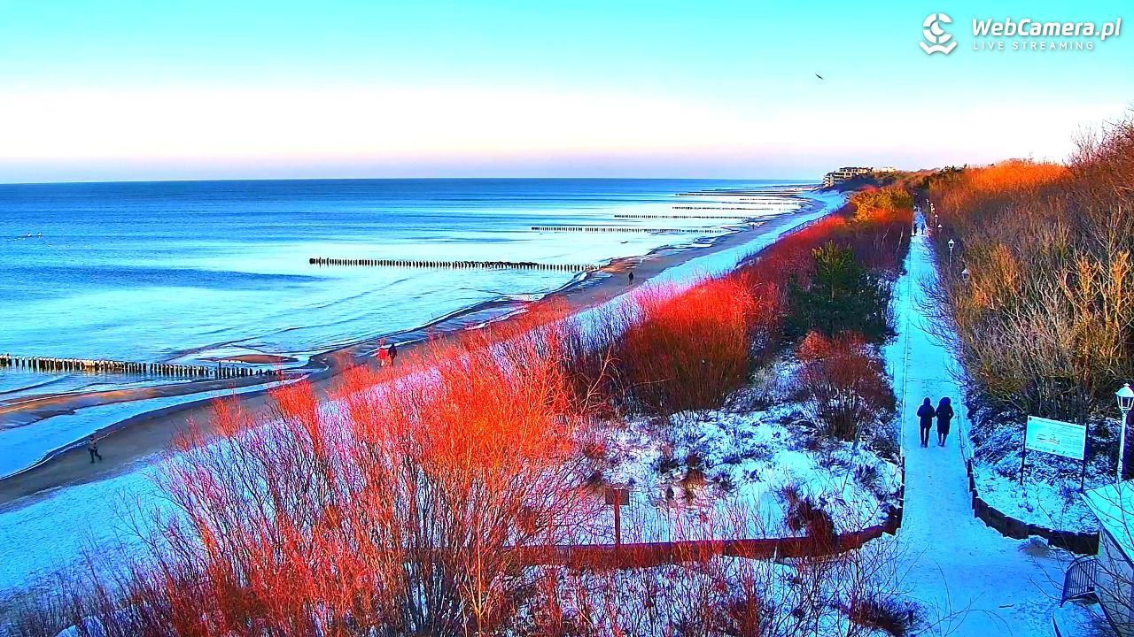 DZIWNÓW  - widok na plażę - 07 styczeń 2026, 13:55