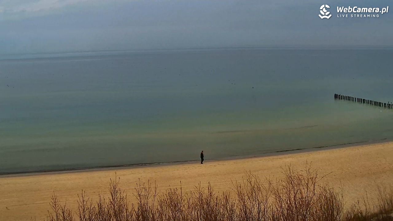DZIWNÓW  - widok na plażę - 16 kwiecień 2026, 10:15