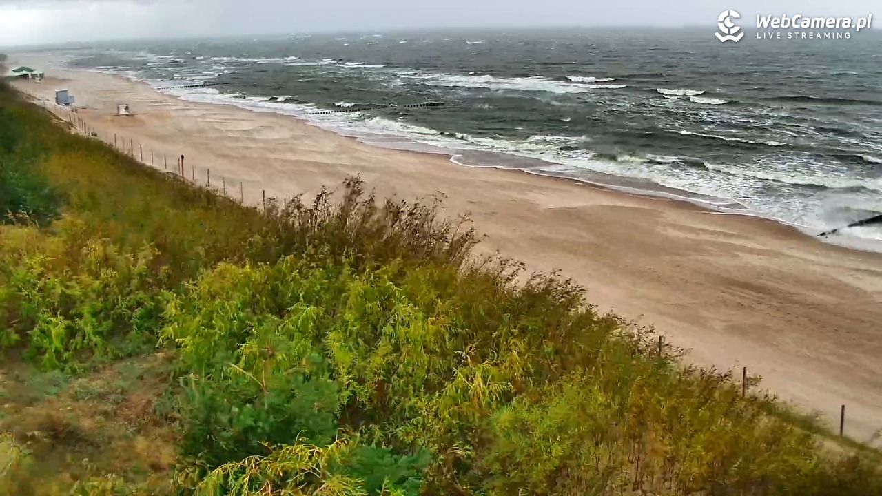 DZIWNÓW  - widok na plażę - 05 wresień 2026, 13:26