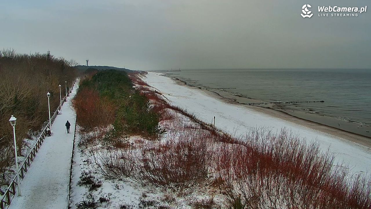 DZIWNÓW  - widok na plażę - 06 styczeń 2026, 10:08