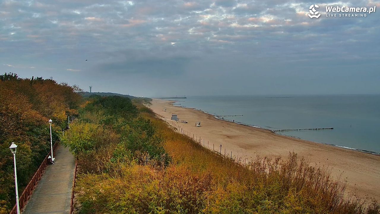 DZIWNÓW  - widok na plażę - 07 październik 2026, 05:30