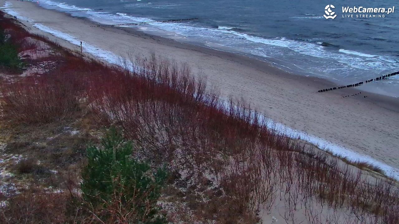 DZIWNÓW  - widok na plażę - 31 grudzień 2025, 16:18
